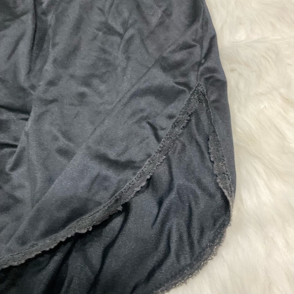 90s Vintage Vanity Fair Black Slip Skirt - Picture 5 of 9